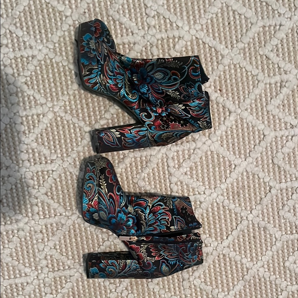 BAMBOO Black and Blue Heeled Boots with Chunky Platform